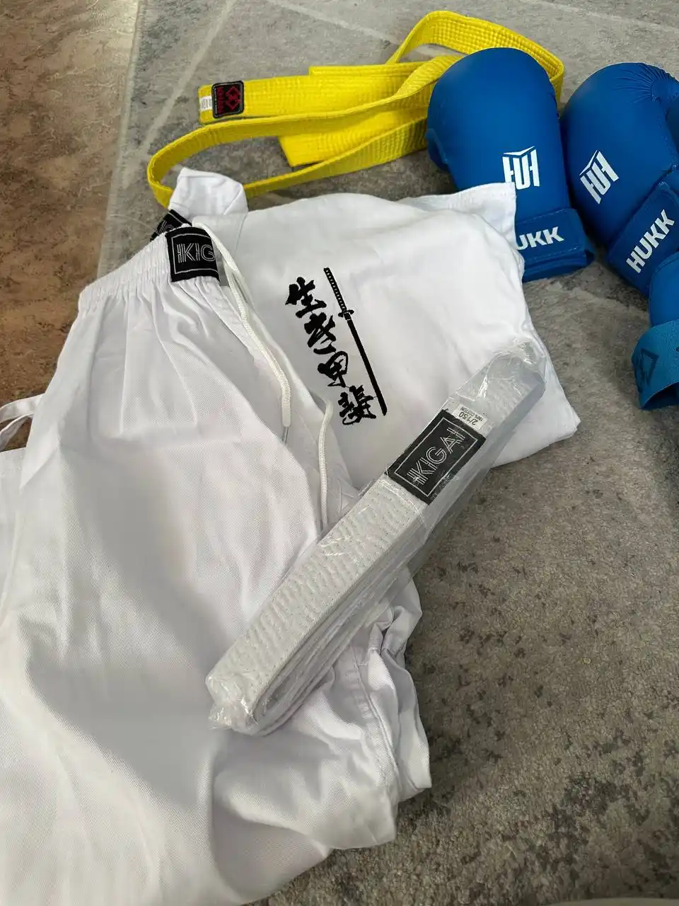 Форма для каратэ с накладками