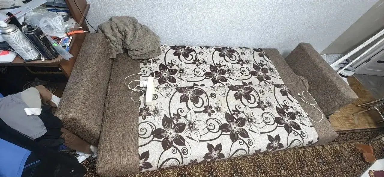 Отдам диван
