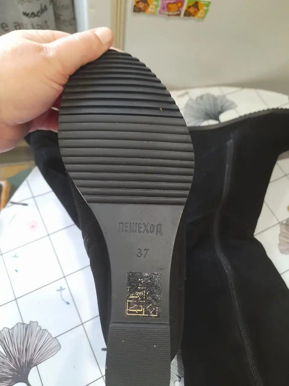 Новые замшевые сапоги 37 размер
