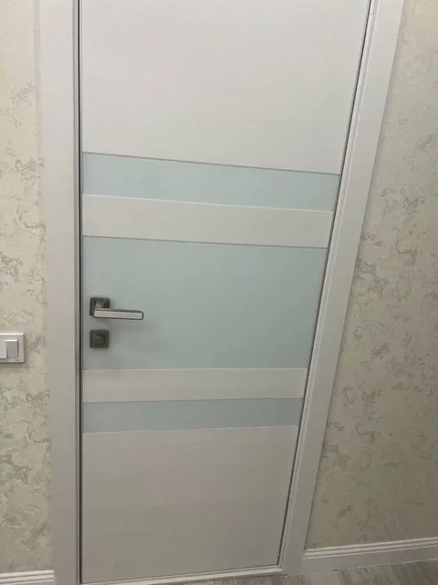 Межкомнатные остекленные двери Titanium с коробкой и фурнитурой - частное объявление в Тюмень