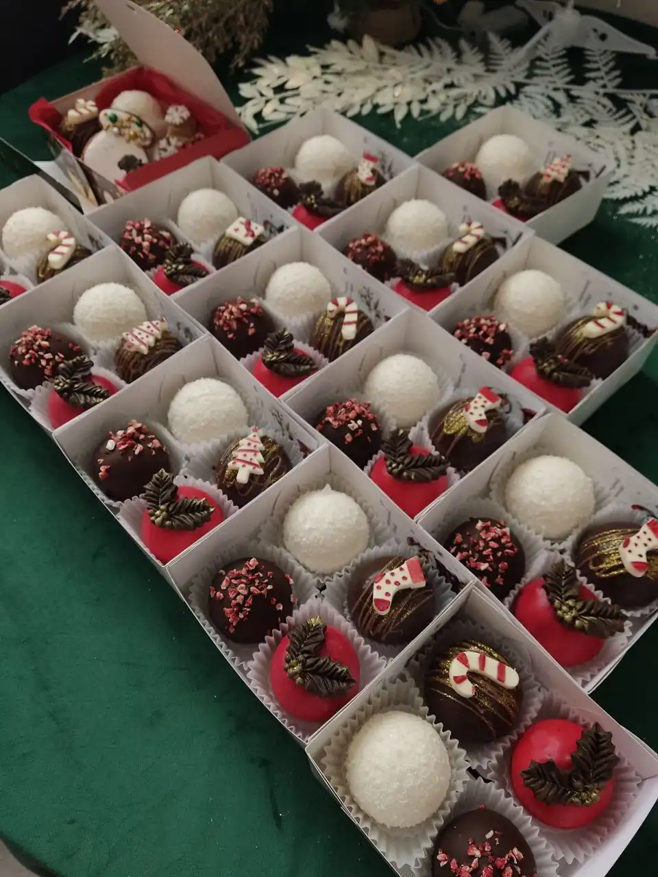 Наборы из 4х видов десертов