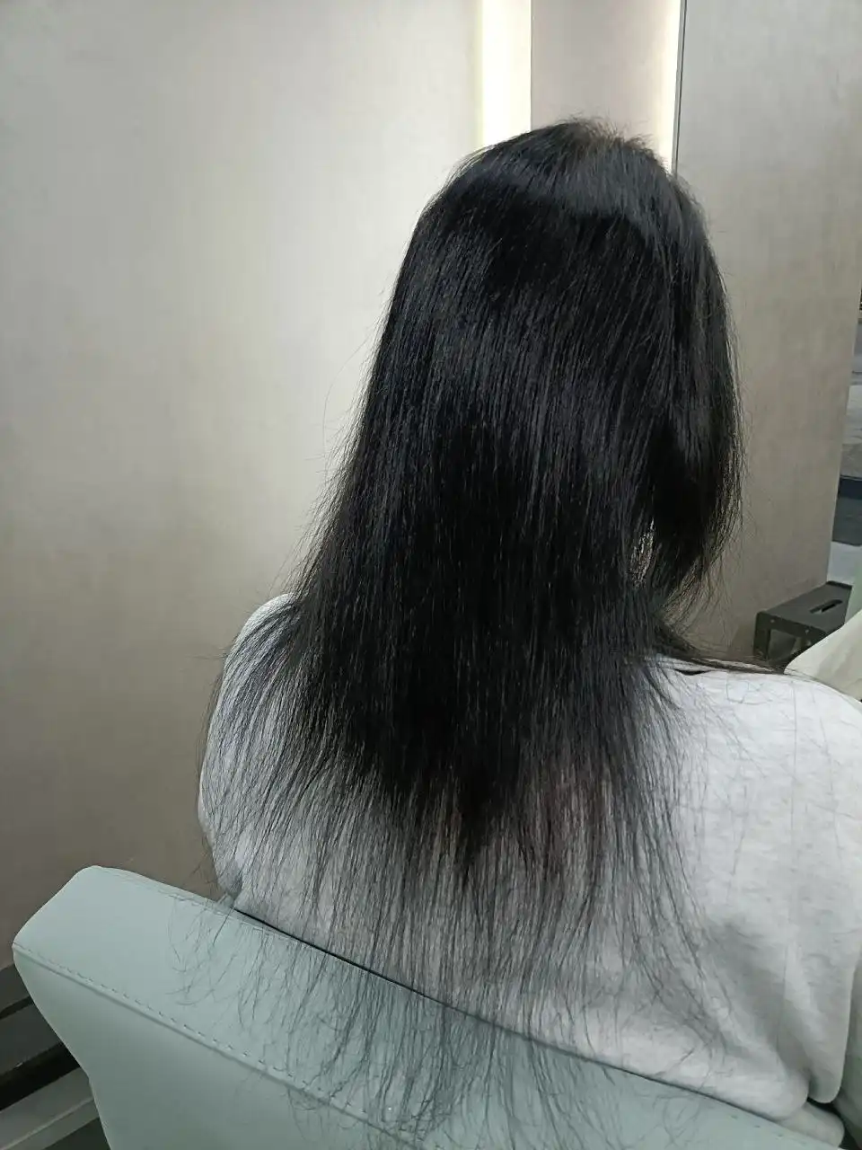 Коррекция капсульного наращивания волос - Парикмахерские услуги (Услуги) в Тюмень