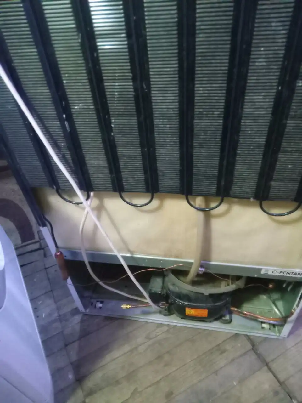 Продам холодильник Индезит - Бытовая техника (Для дома и дачи) в Тюмень