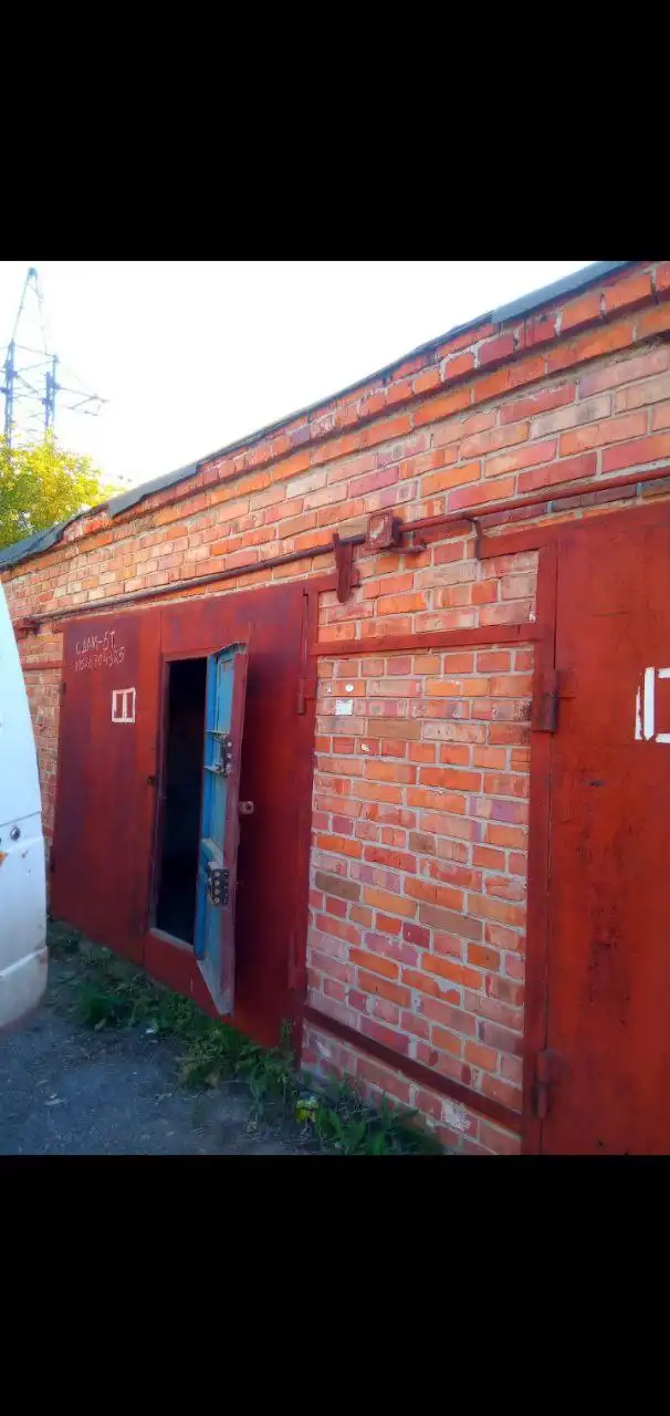 Сдам капитальный кирпичный гараж в аренду - Гаражи (Недвижимость) в Тюмень