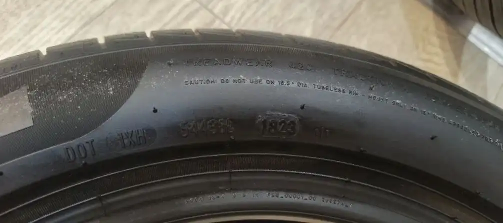 Продам летнюю резину Pirelli 195/55 R16 - Шины и диски (Авто) в Сургут
