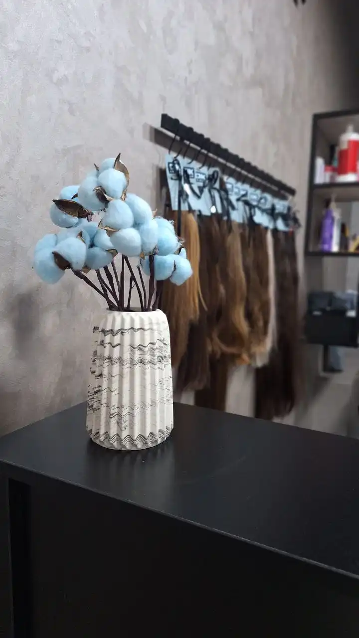 Требуется парикмахер-колорист в новый салон в Тюмени - Парикмахер-колорист (Работа) в Тюмень