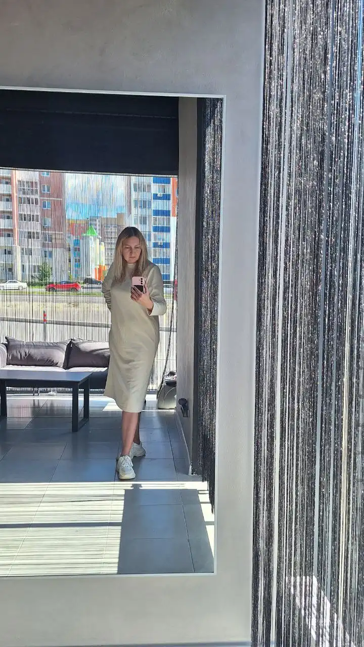 Требуется парикмахер-колорист в новый салон в Тюмени - Парикмахер-колорист (Работа) в Тюмень