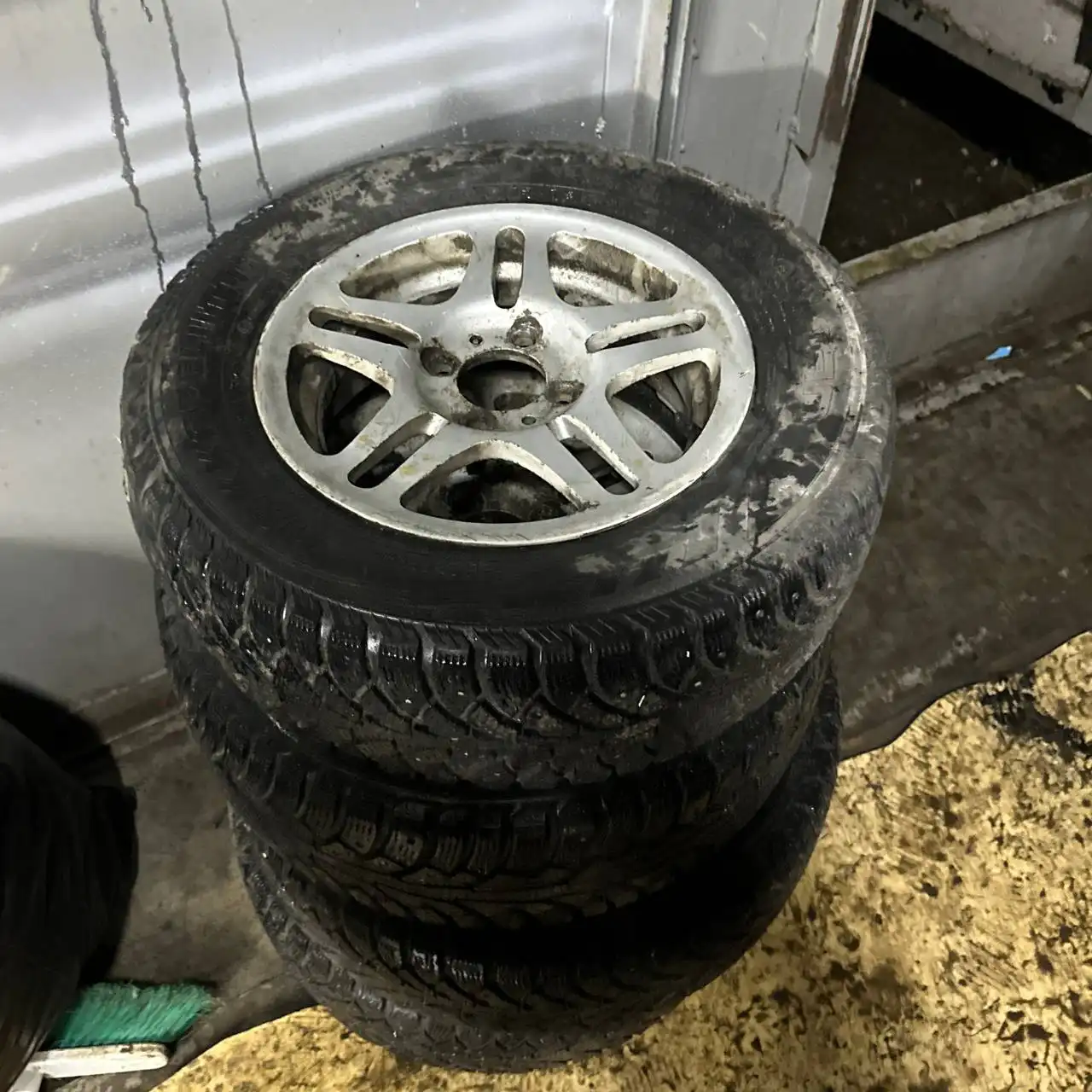 Продажа кованных дисков ВСМПО R13 - Диски и шины (Запчасти) в Тюмень