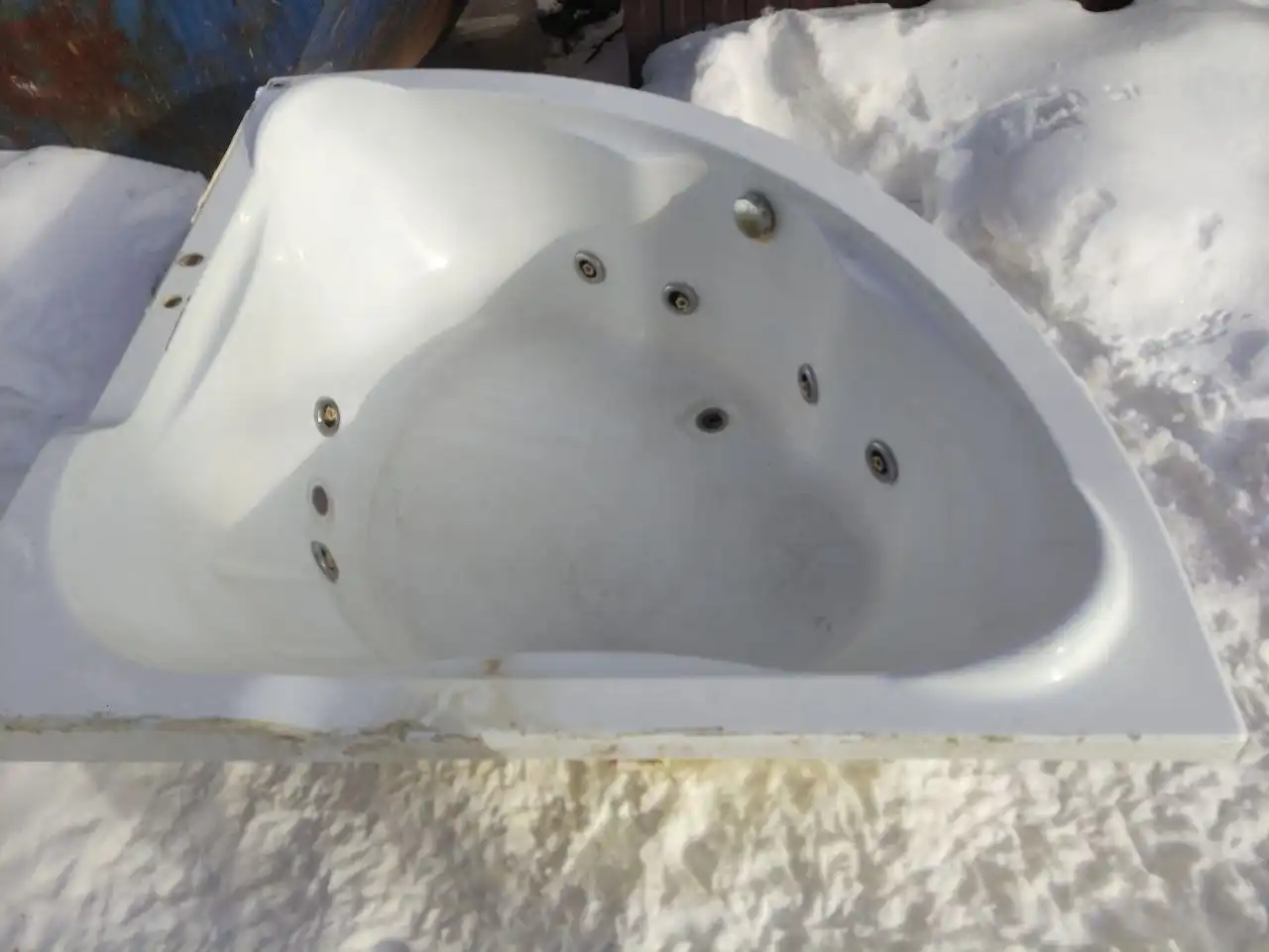 Ванна джакузи 150х150 - Сантехника (Для дома и дачи) в Тюмень