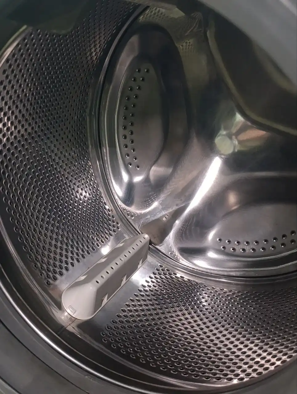 Продам стиральную машину Ariston 8 кг - Бытовая техника (Для дома и дачи) в Тюмень