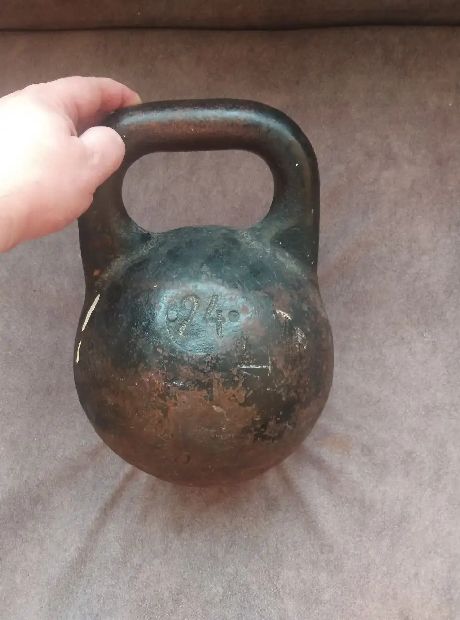 Гиря 24 кг - Спорт (Хобби и отдых) в Тюмень