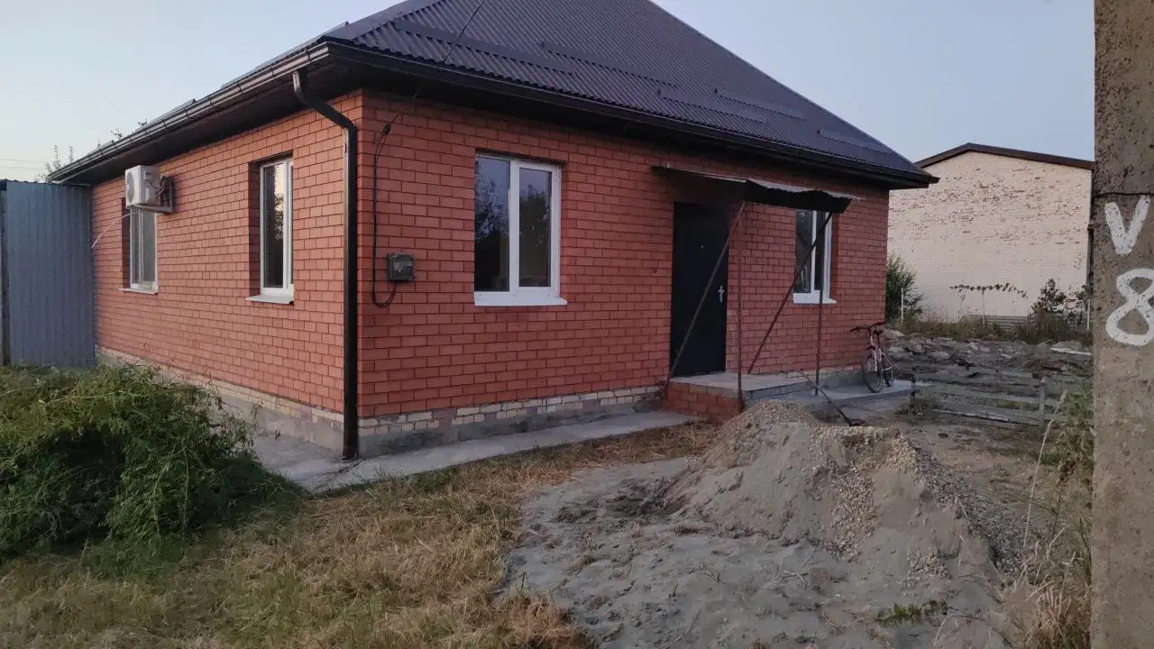 Продается дом в станице Елизаветинская Краснодарского края - Дома (Недвижимость) в Елизаветинская