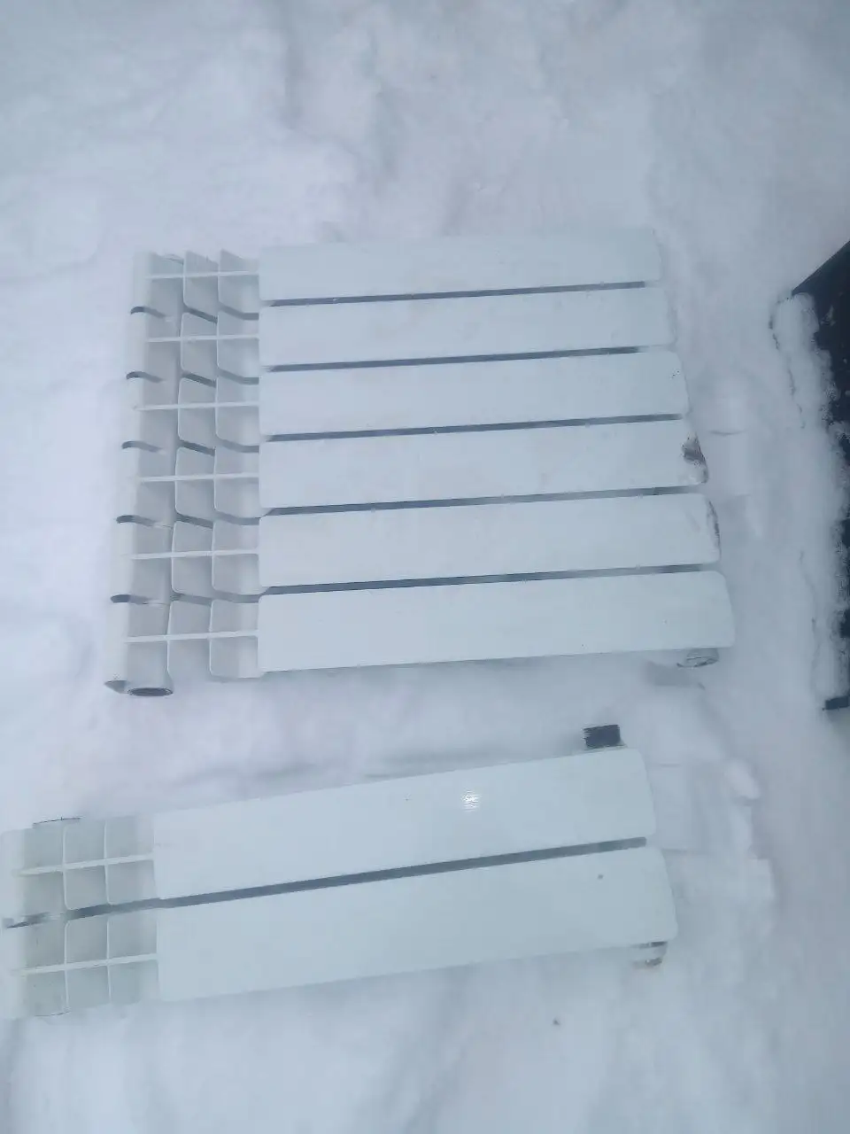 Остатки алюминиевых батарей - Барахолка в Тюмень