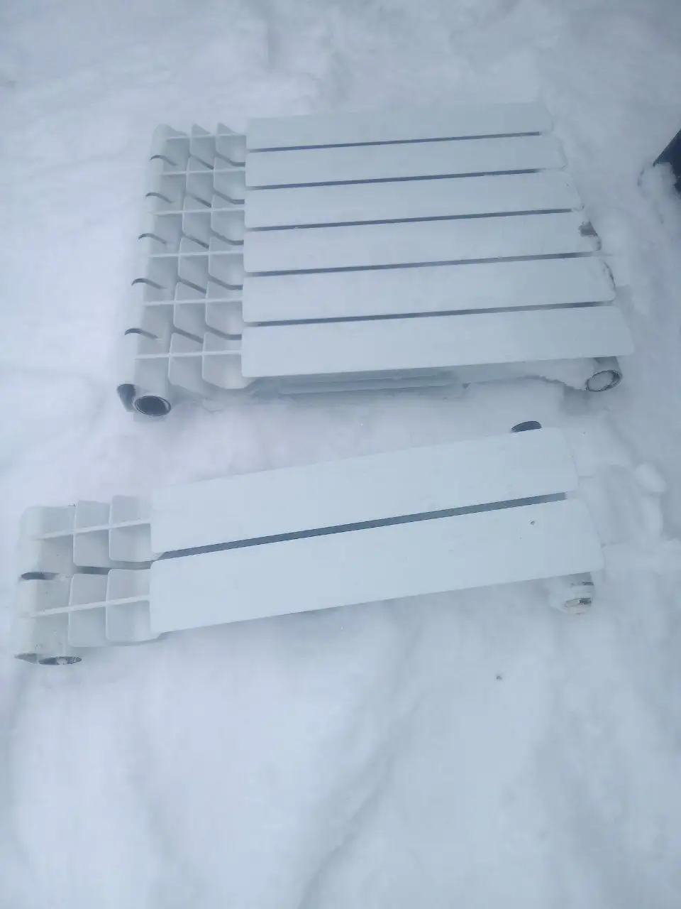 Остатки алюминиевых батарей - Барахолка в Тюмень