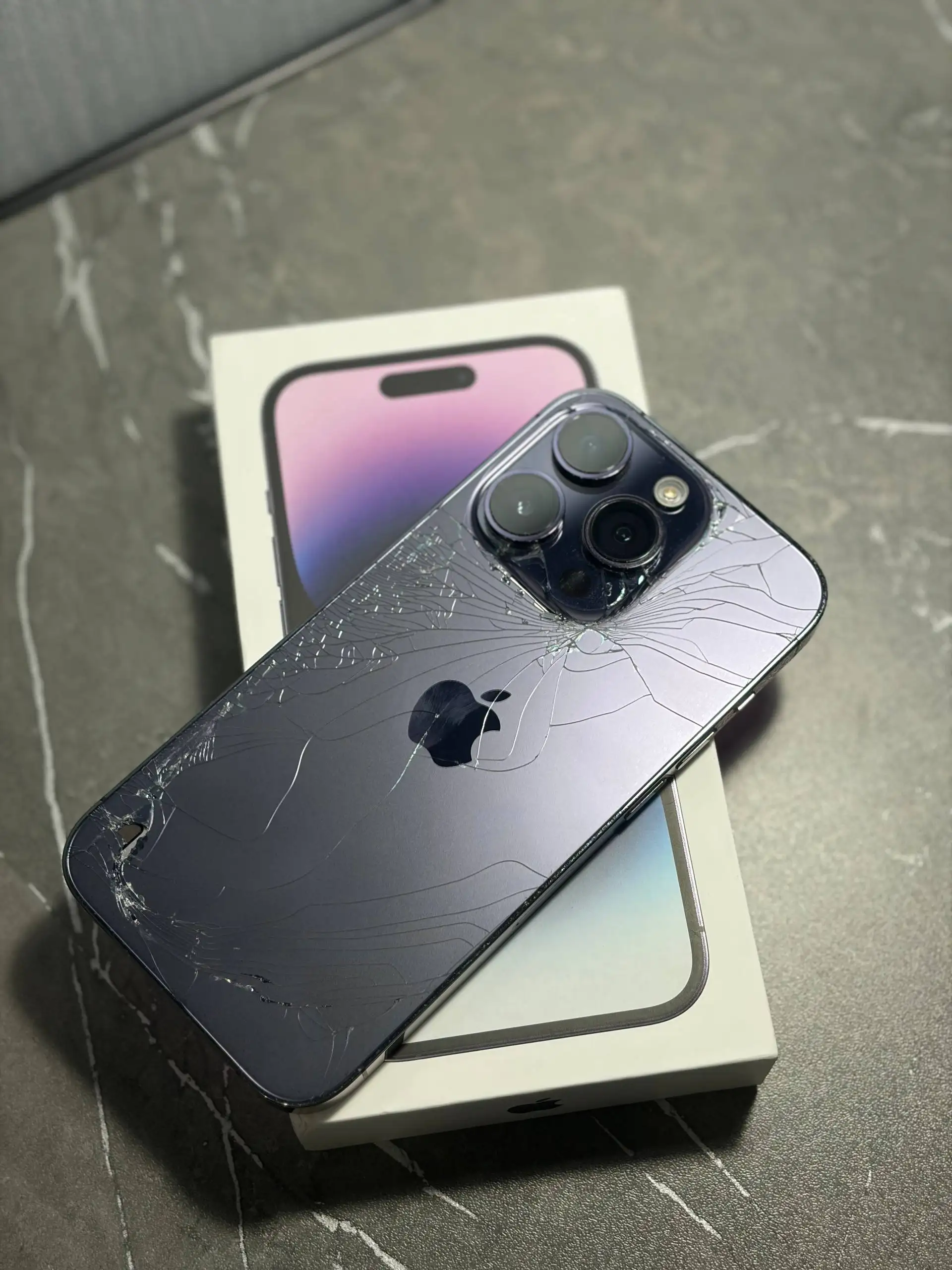 Продам Iphone 14 Pro Deep Purple 256гб - Смартфоны (Электроника) в Тюмень