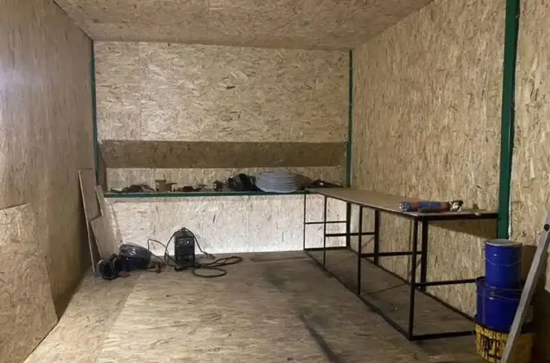 Продам гараж с двумя этажами в районе МЫС - Гараж (Недвижимость) в Тюмень