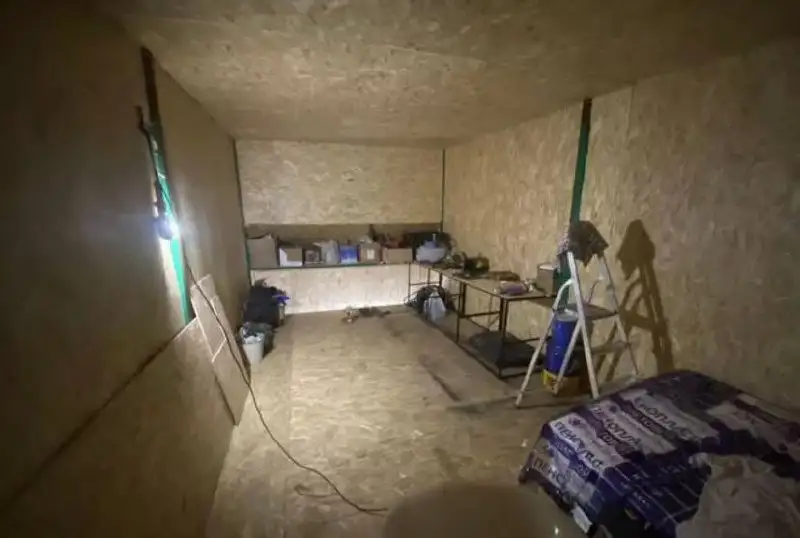 Продам гараж с двумя этажами в районе МЫС - Гараж (Недвижимость) в Тюмень