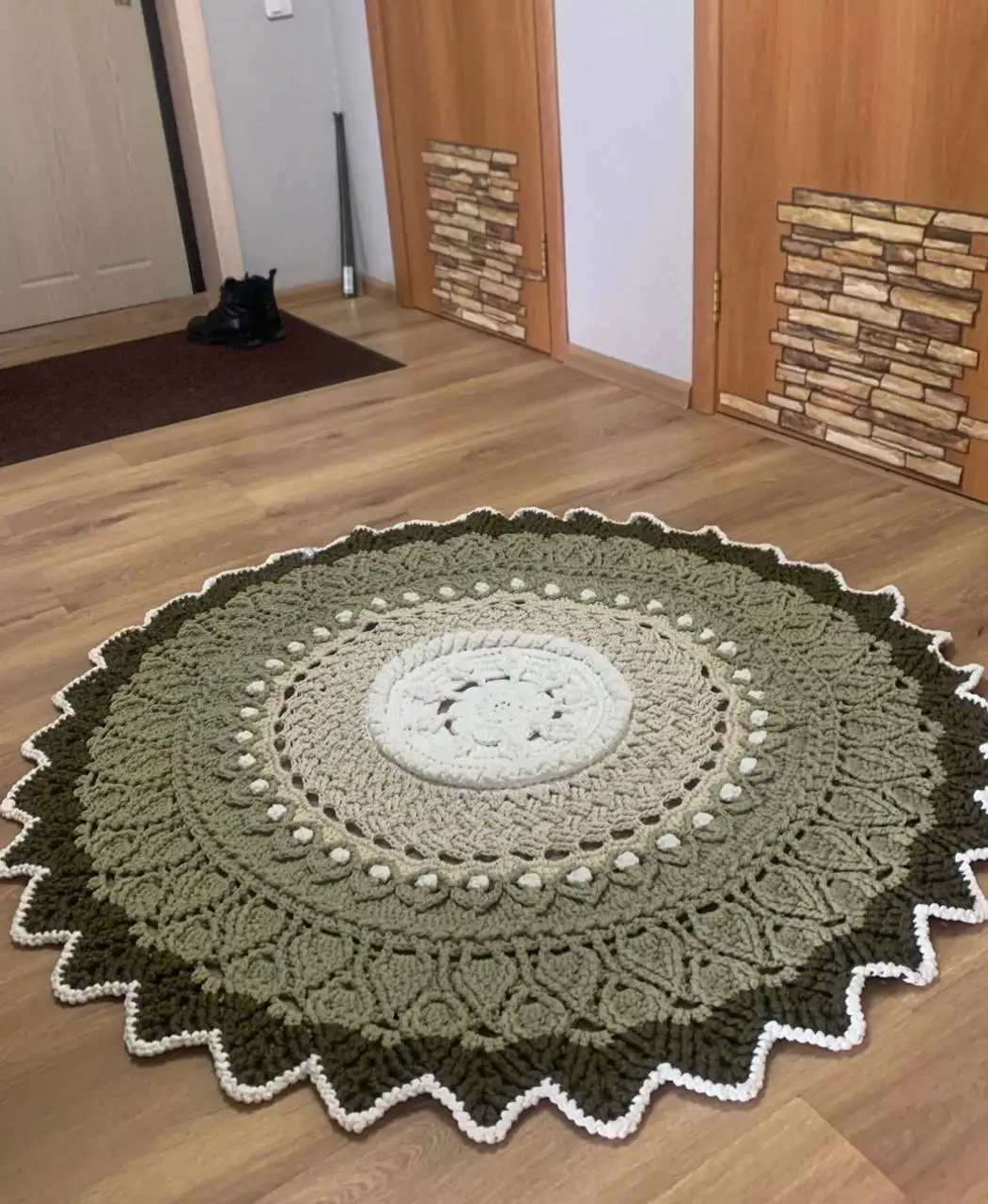 Ковёр «Калейдоскоп» из полиэфирного шнура - Барахолка в Тюмень