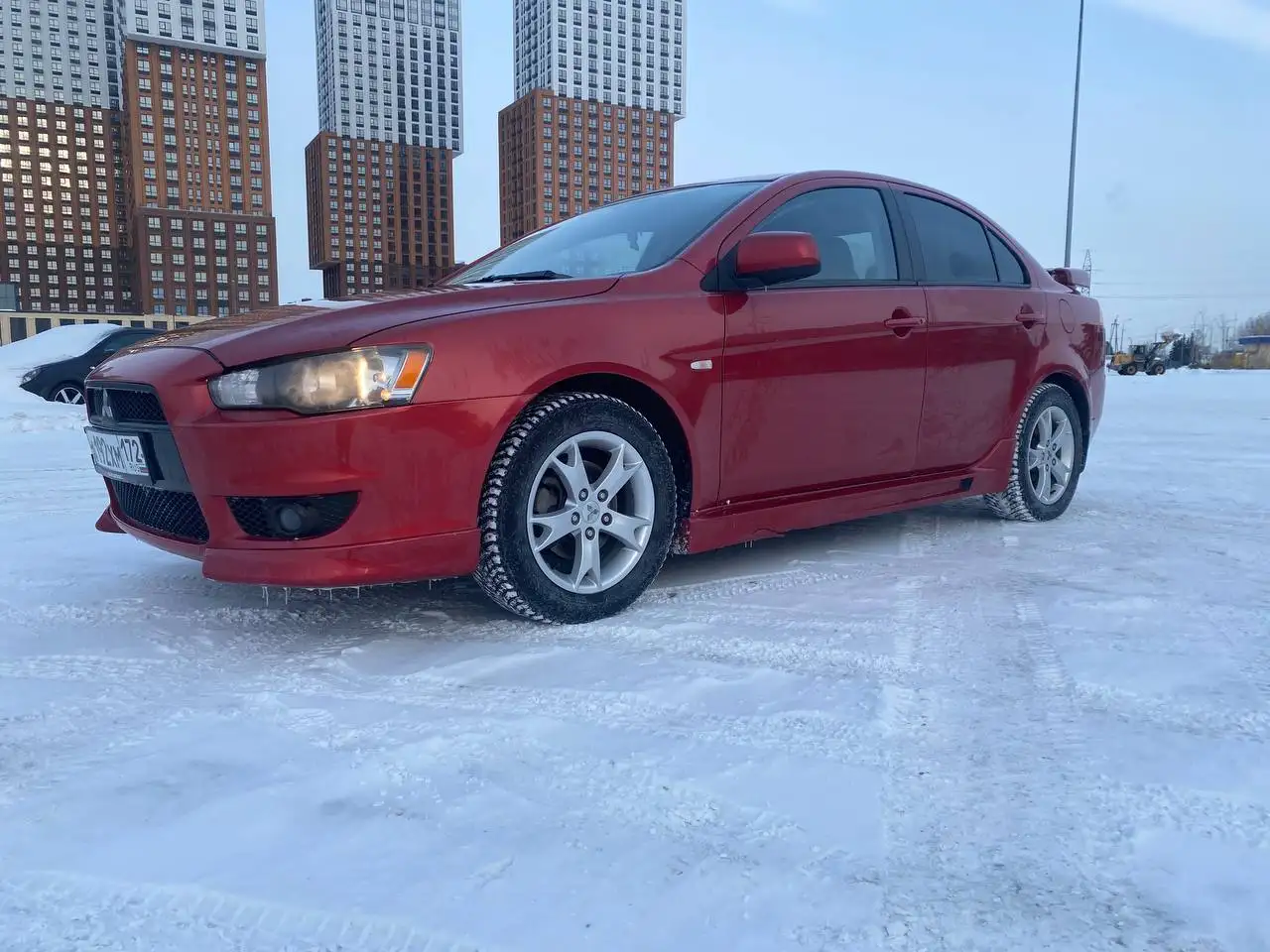 Продажа автомобиля с доп. оборудованием: Webasto, магнитола, сигнализация, резина - Авто в Тюмень