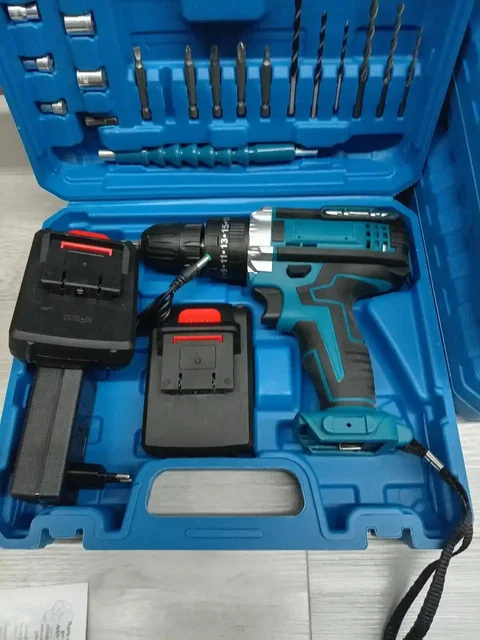 Шуруповерт новый с двумя аккумуляторами - Электронные сигареты в Тюмень