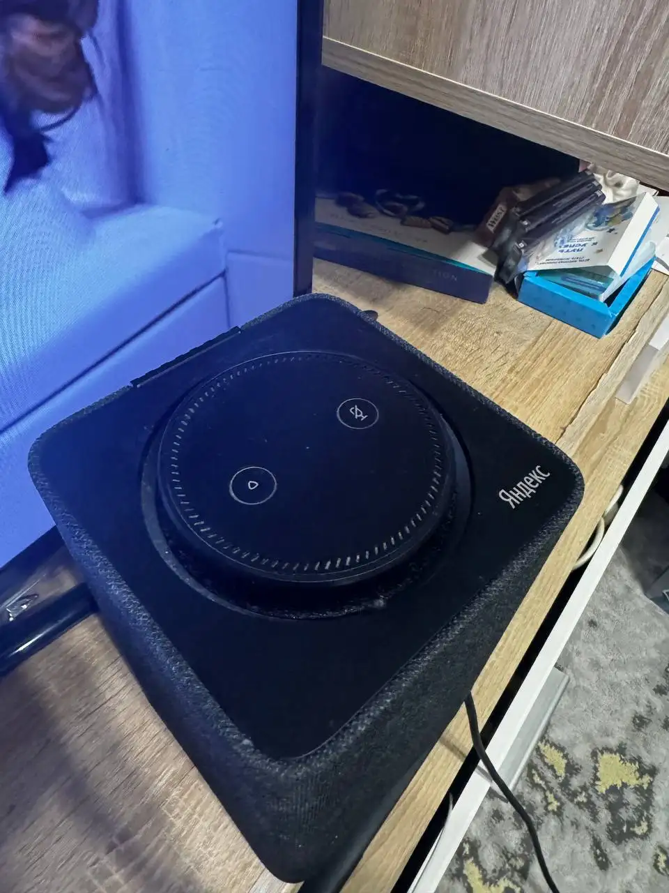 Яндекс станция с Алисой 1 поколения - Умная колонка (Электроника) в Тюмень