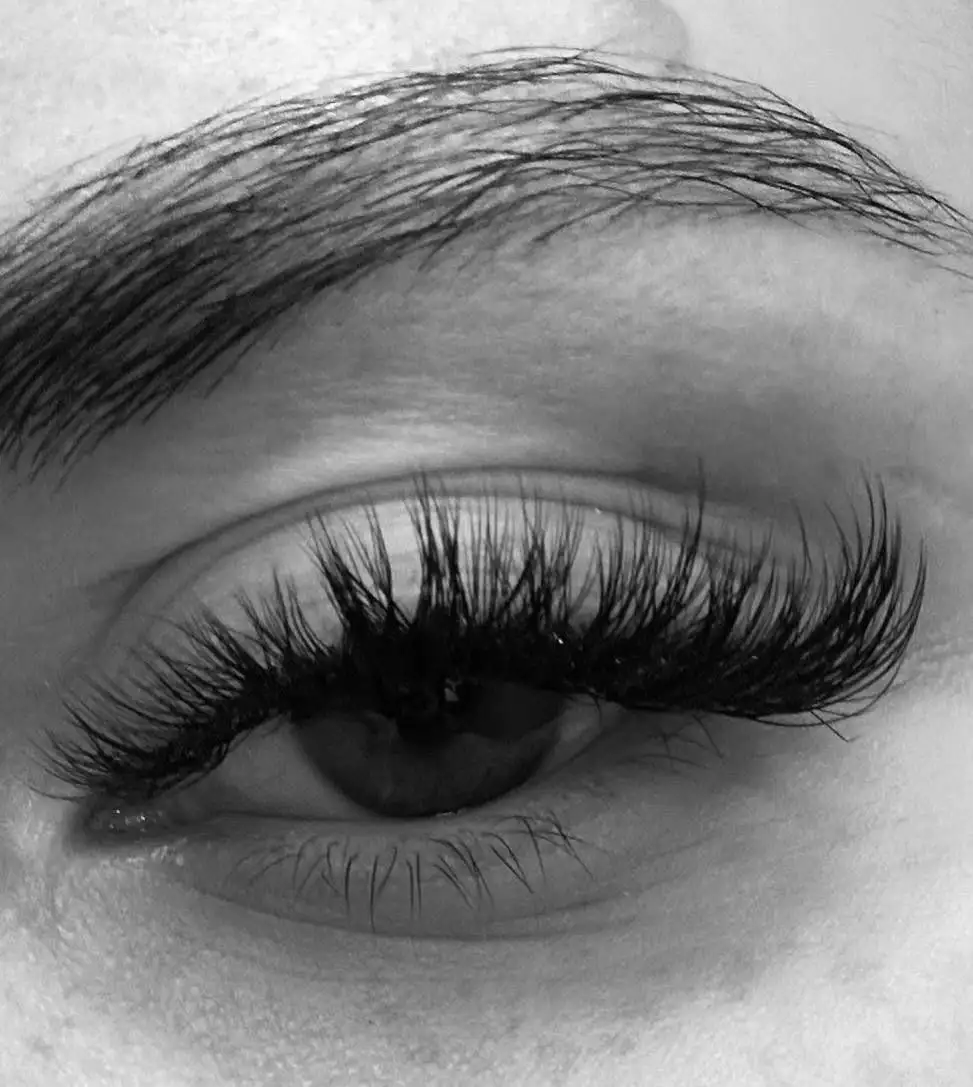 Наращивание ресниц в Тюмени - Красота (Услуги) в Тюмень