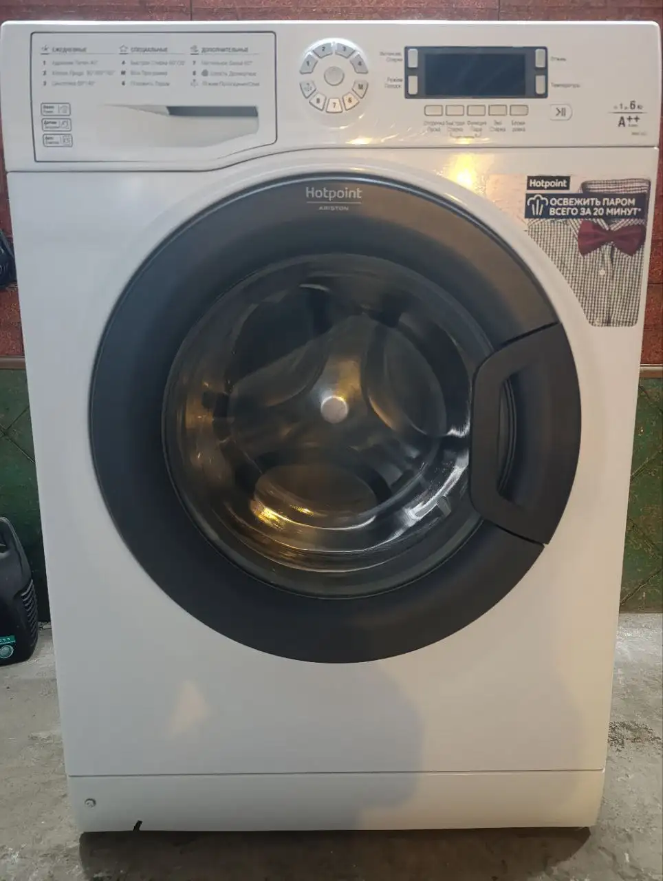 Стиральная машинка Hotpoint-Ariston 6 кг - Бытовая техника (Для дома и дачи) в Тюмень