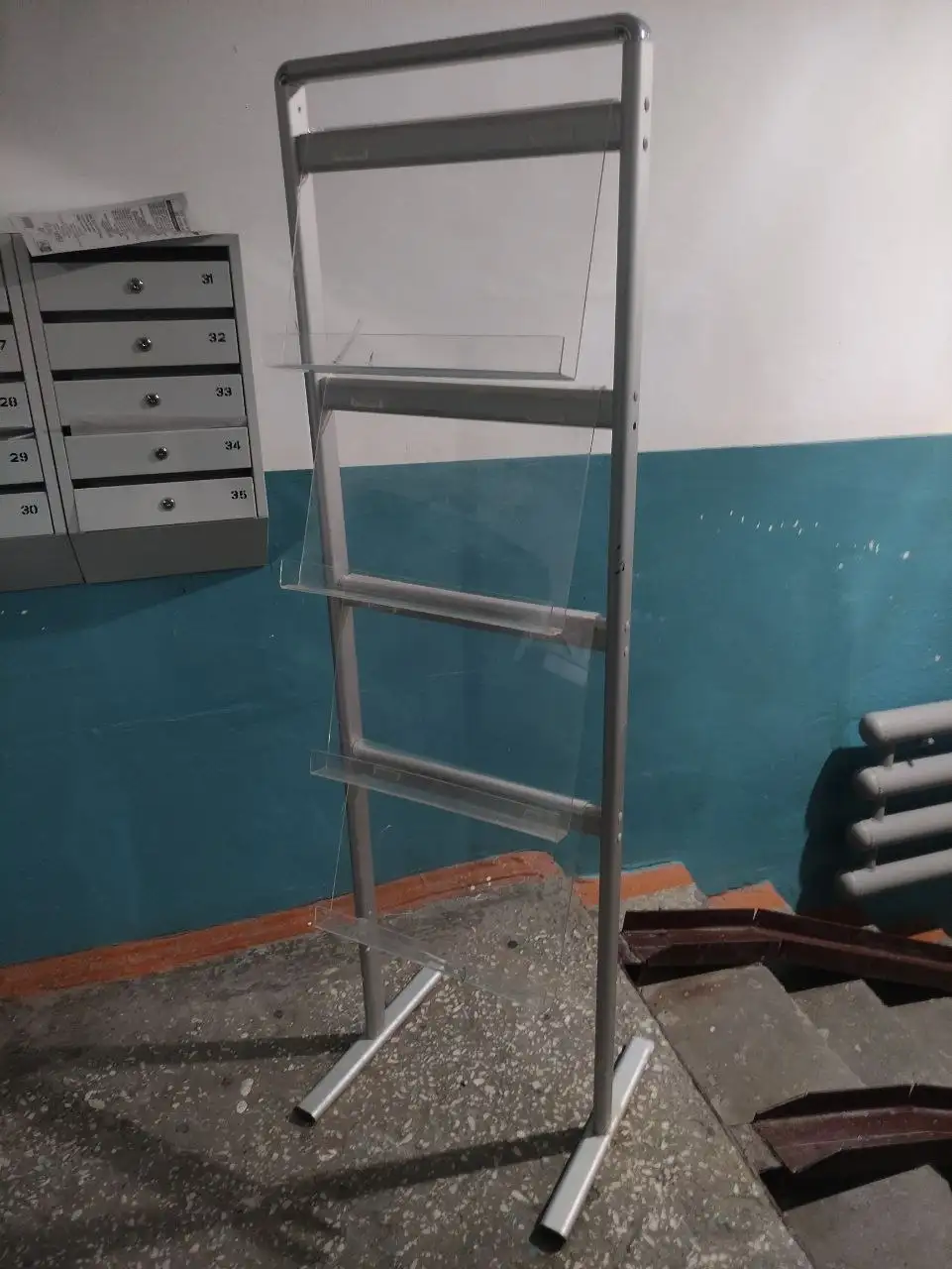 Стойка для буклетов, брошюрница - Барахолка в Тюмень