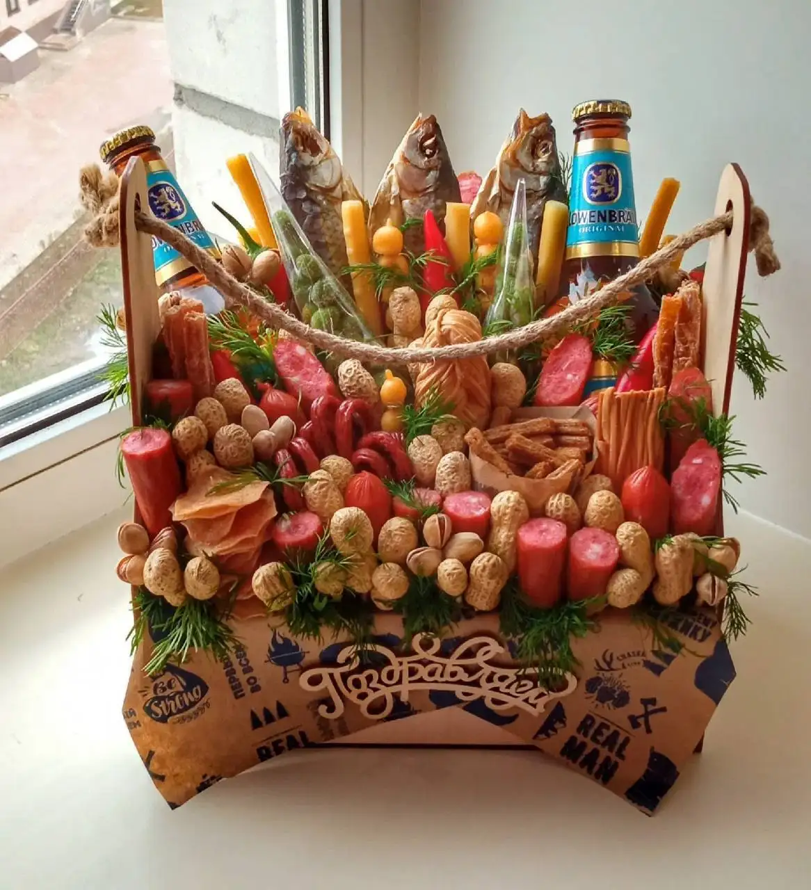 Мужской ящик с пивом и закусками - Пиво и закуски (Хобби и отдых) в Тюмень