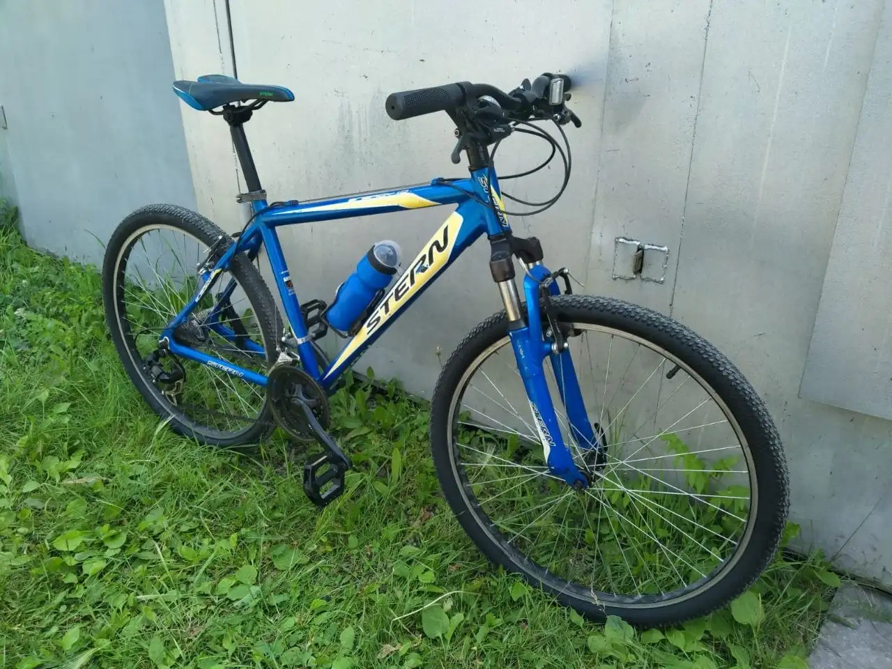 Продам взрослый велосипед, алюминиевая рама, Shimano - Велосипеды (Хобби и отдых) в Тюмень