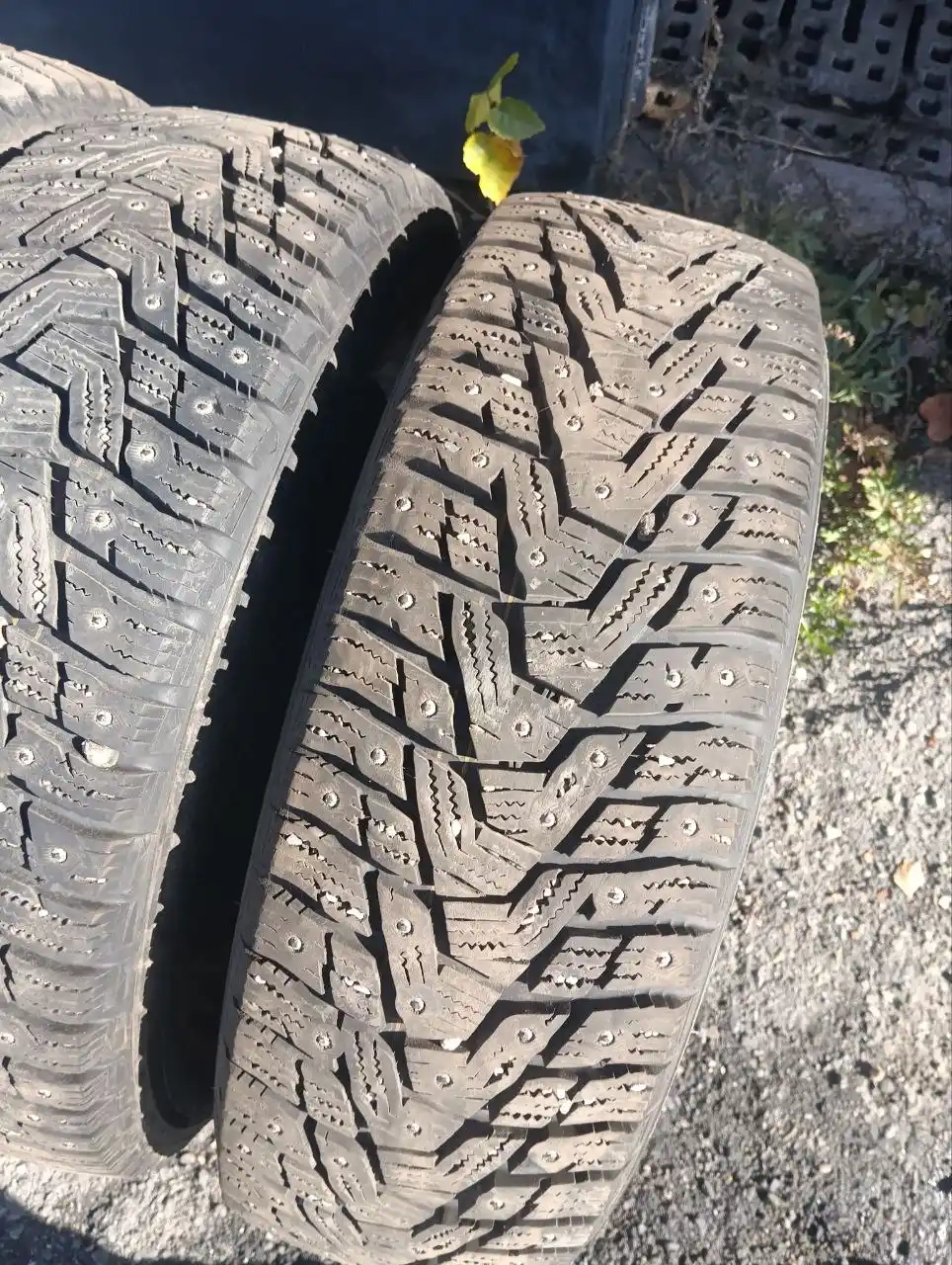 Продам шипованную резину 2023 года - Авто в Иркутск