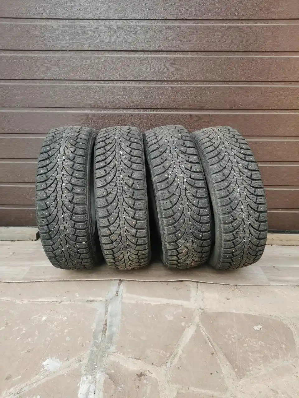 Зимние шипованные шины Pirelli Formula ICE R14 185/65