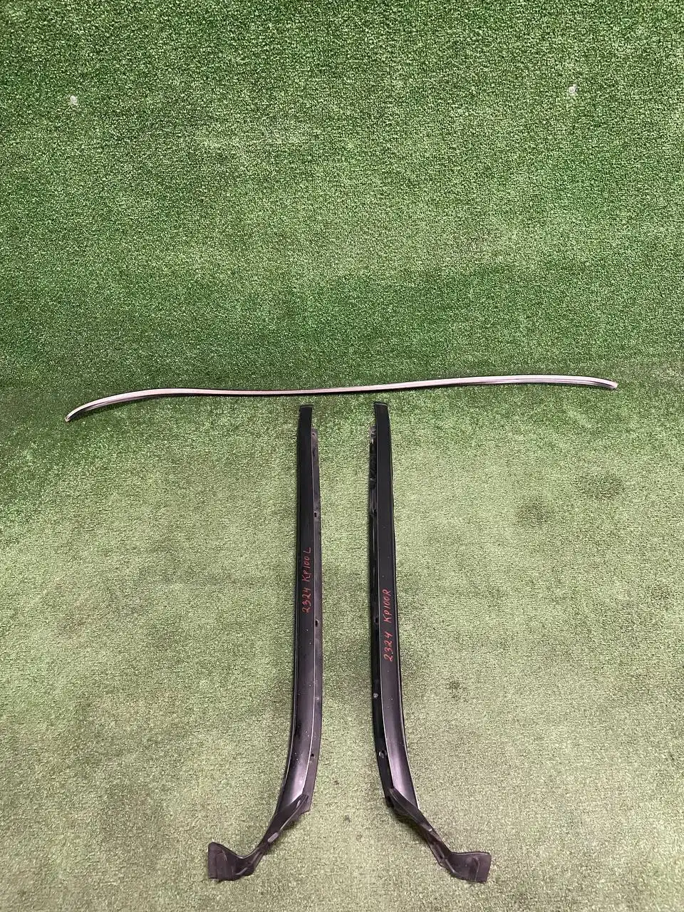 Молдинги лобовых стекол и дверей креста 90/100