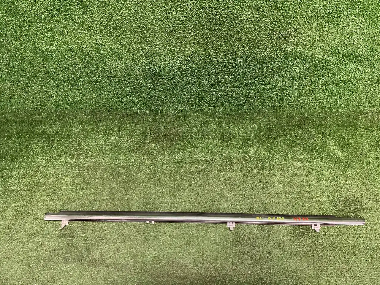 Молдинги лобовых стекол и дверей креста 90/100