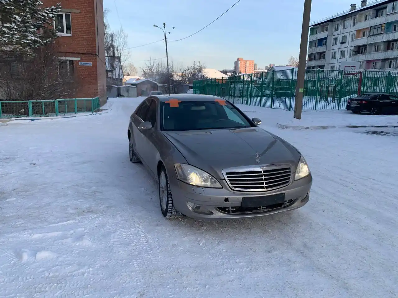 Продажа автомобиля 2008 года с пробегом 177 500 км