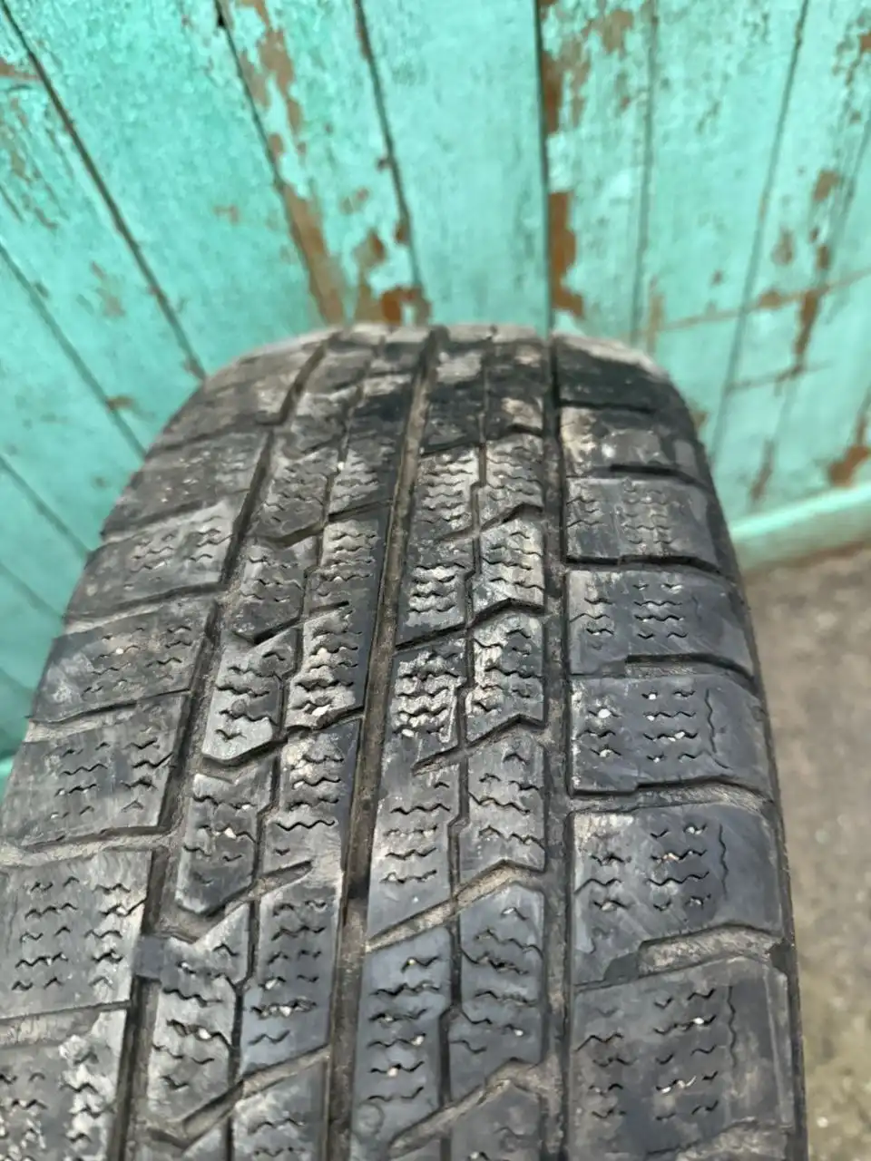 Продажа автомобильных шин и дисков в Иркутске