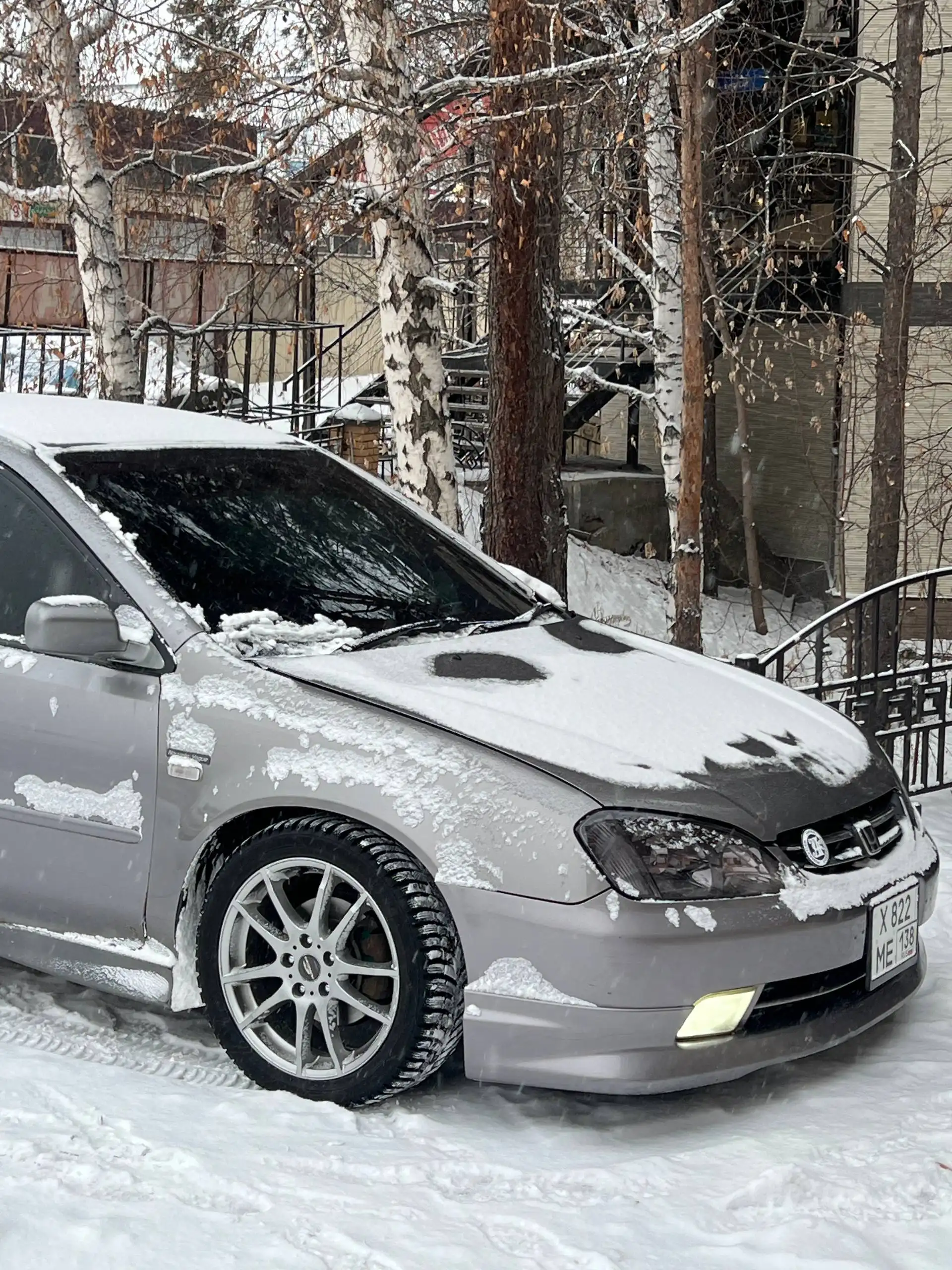 Обмен колес R17 5/114 с зимней шипованной резиной