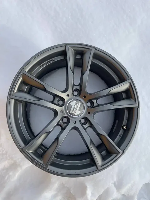 Продажа литых дисков 17" 5×100 графитового цвета - Запчасти в Иркутск