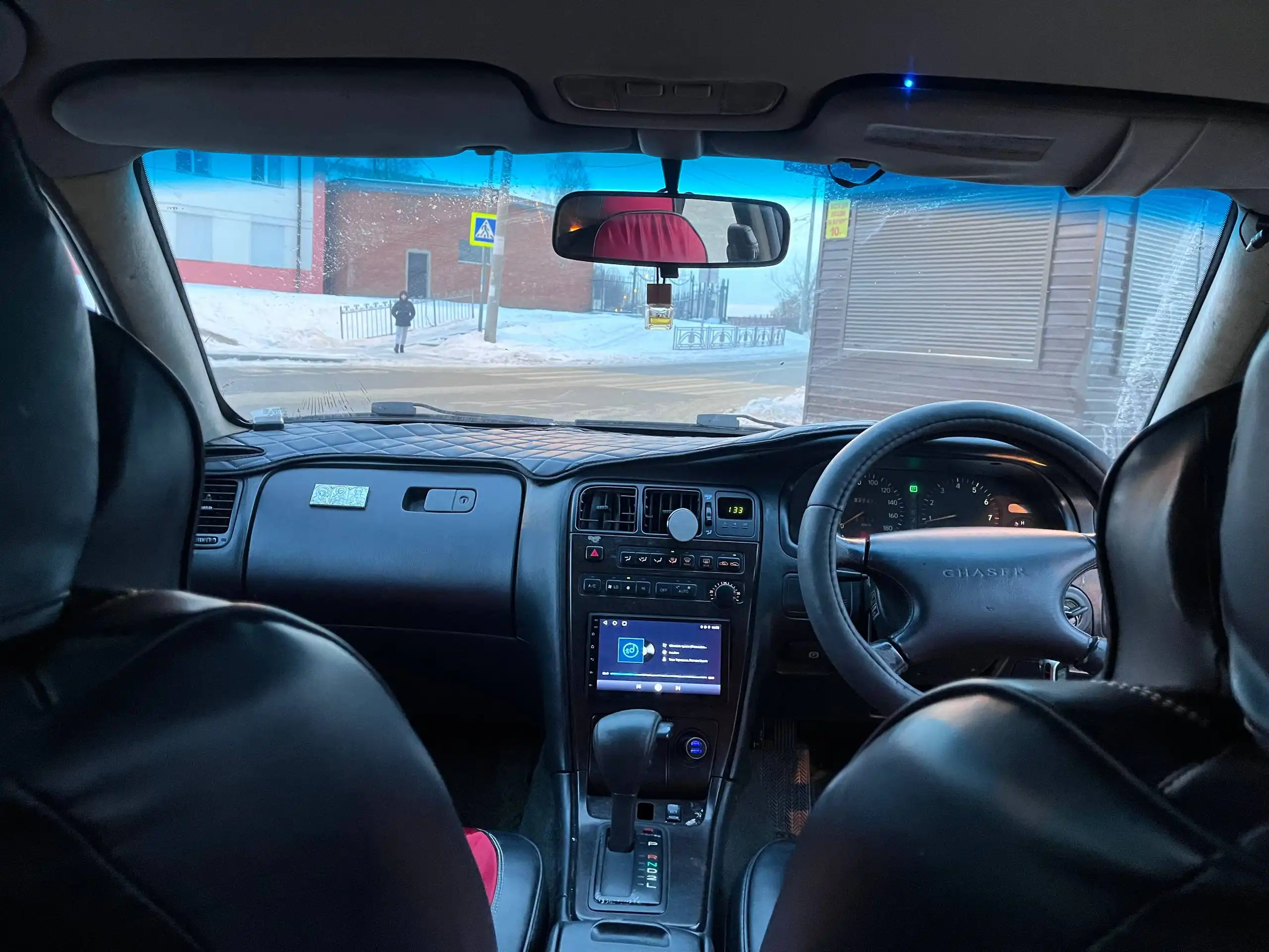 Продам Чайзер в хорошем состоянии с зимней резиной