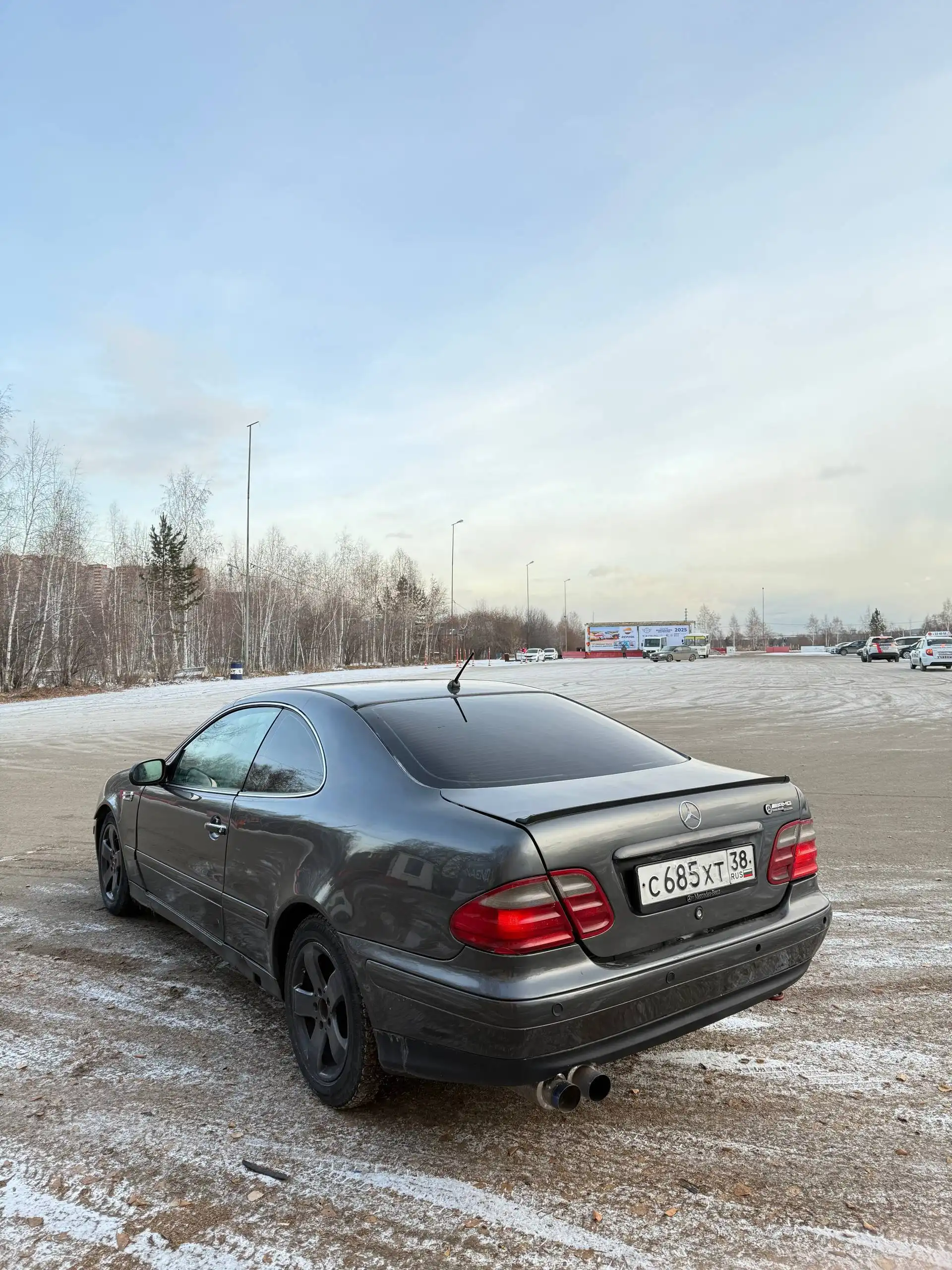 Mercedes Benz CLK200 2001 года
