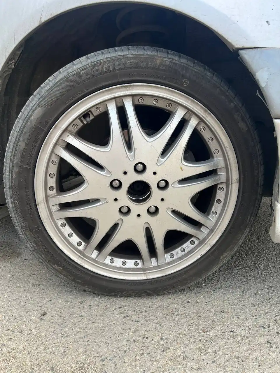 Продам колеса 215/45R17