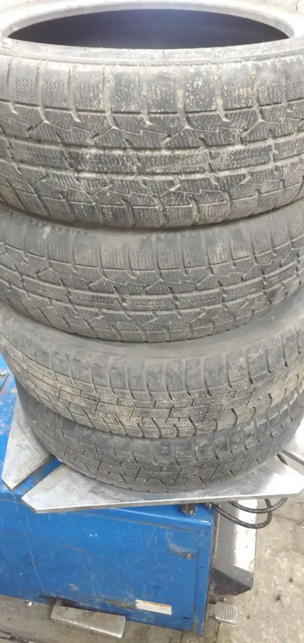 Продам японскую резину 165/60 R14