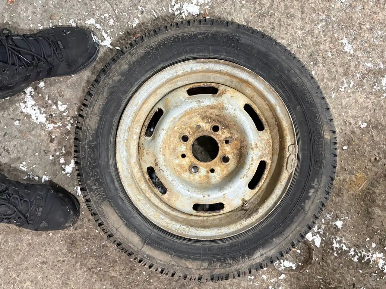 Продажа шин с лопнувшей камерой