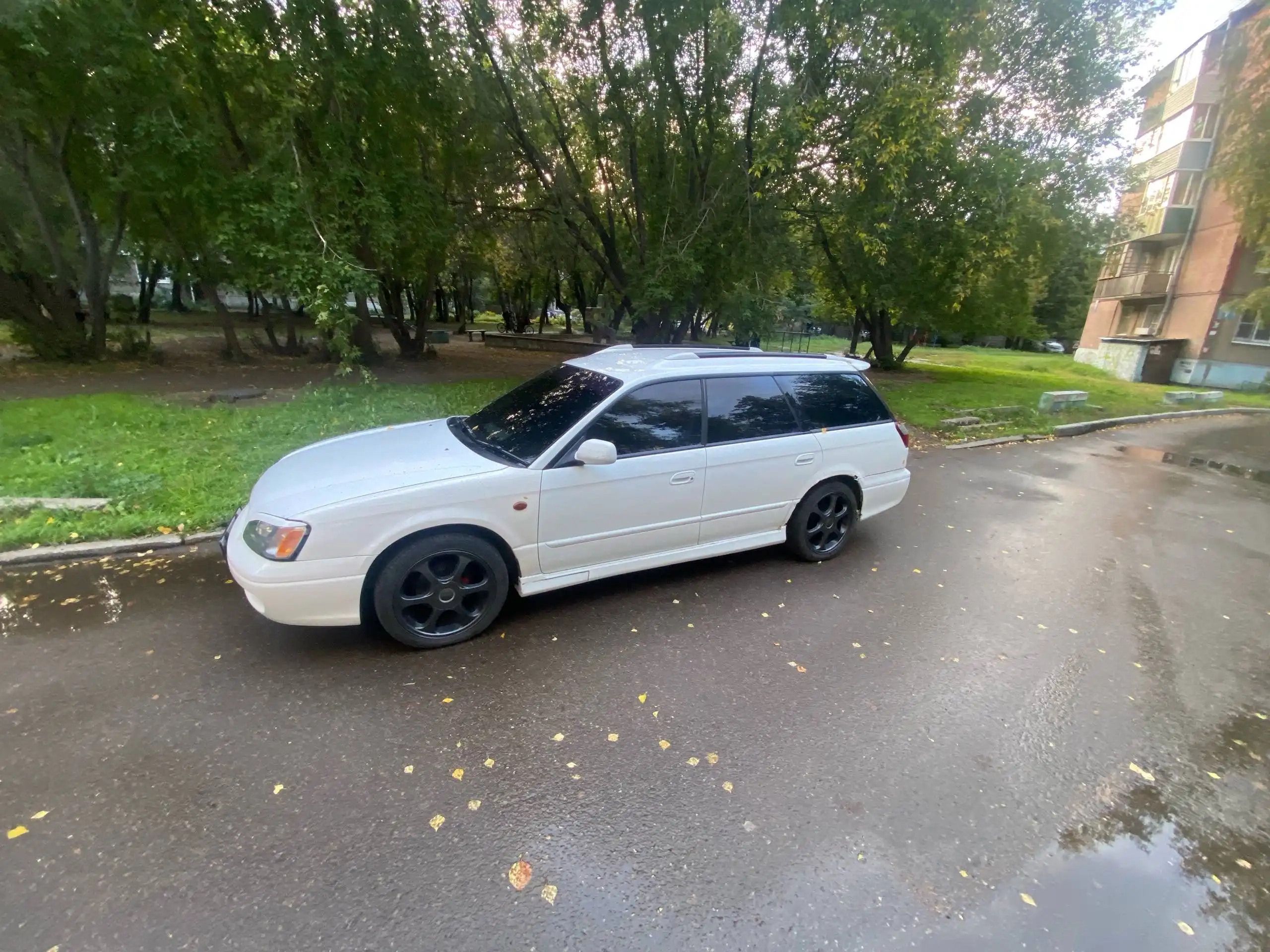 Автомобиль Toyota Camry 2.0 Полный ход