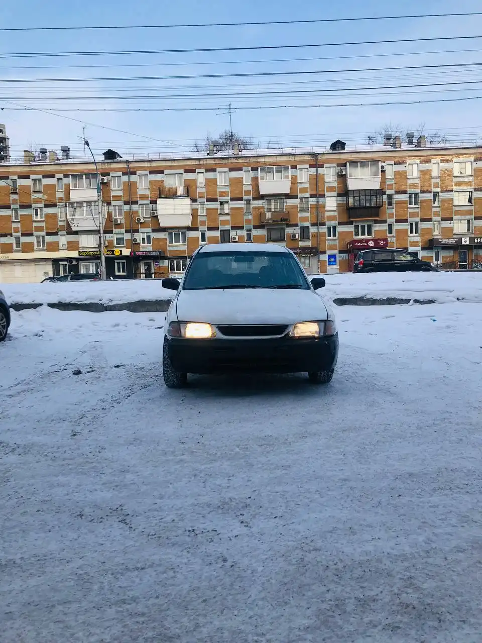 Продам рабочую лошадку Mazda Familia 1999 г.