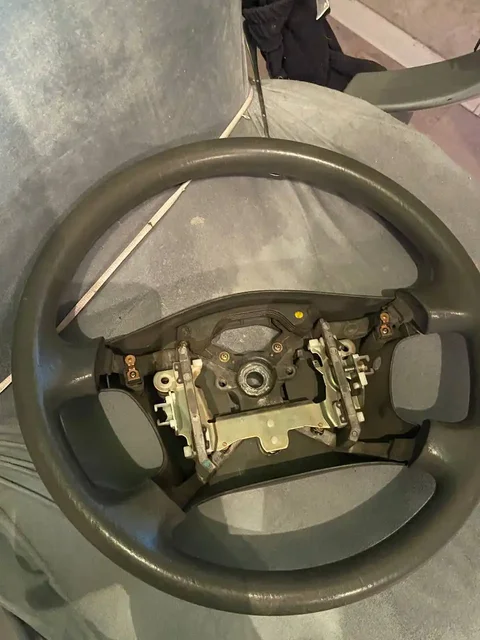 Руль Марк 2 с подушкой безопасности - Запчасти в Иркутск