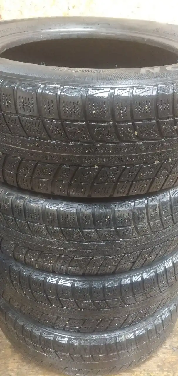 Зимние шины 225/65 R17