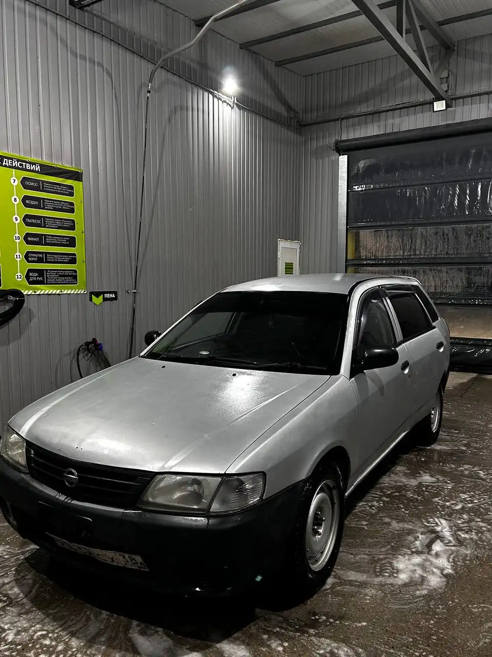 Продажа автомобиля NISSAN AD 2002 года - Легковые автомобили (Авто) в Иркутск