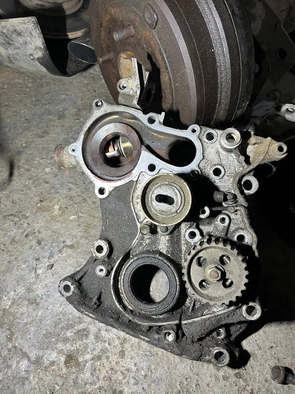 Продам лобовины 1g fe - Кузовные детали (Запчасти) в Иркутск