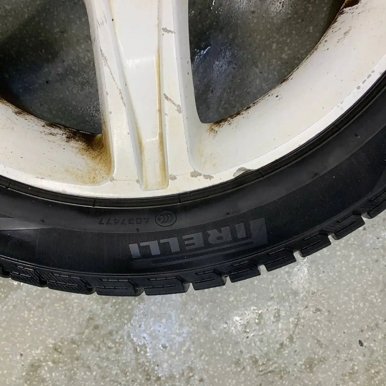 Оригинальные диски с Альтезы R17 5x114 с зимней резиной Pirelli - Запчасти (Авто) в Ангарск